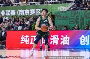 实时青岛海牛对成都蓉城jrs直播_实时青岛海牛对成都蓉城jrs直播在线观看_免费看直播